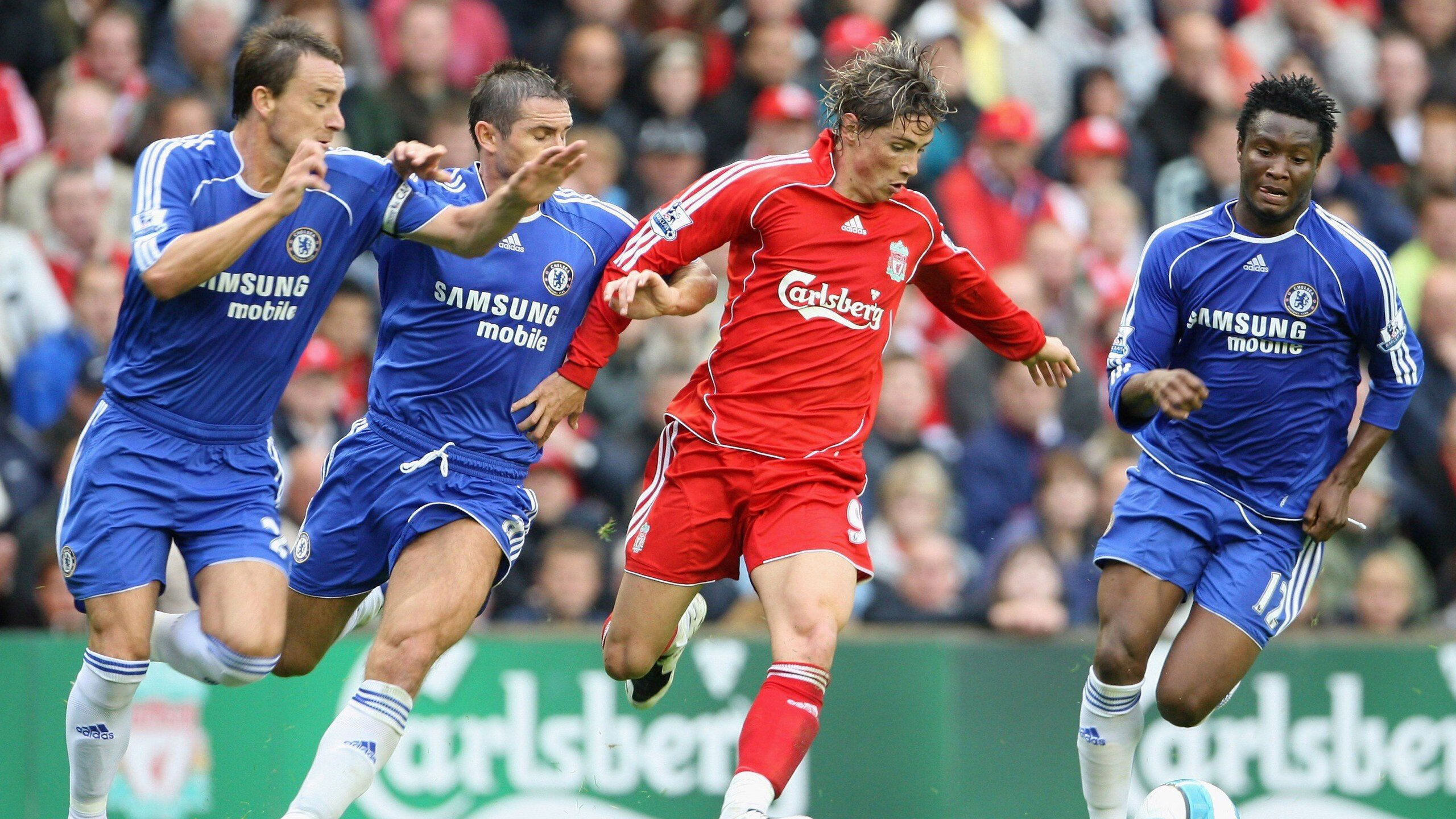 “德甲争冠大战打响,最后的关键战役即将到来”,德甲榜首大战